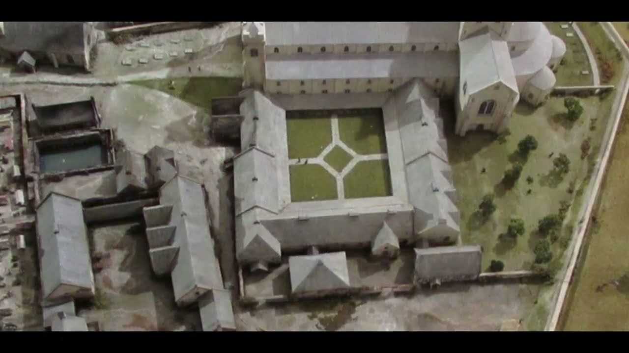 How do Historians know what Bath Abbey and Cathedral was like in the Norman Period?