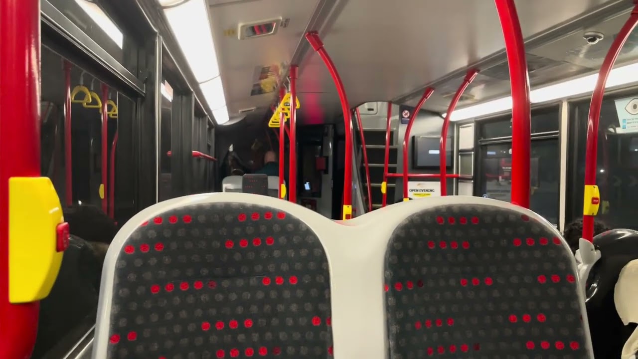 NXWM 4840 BX61LNH ADL E40D Enviro400 Euro5 