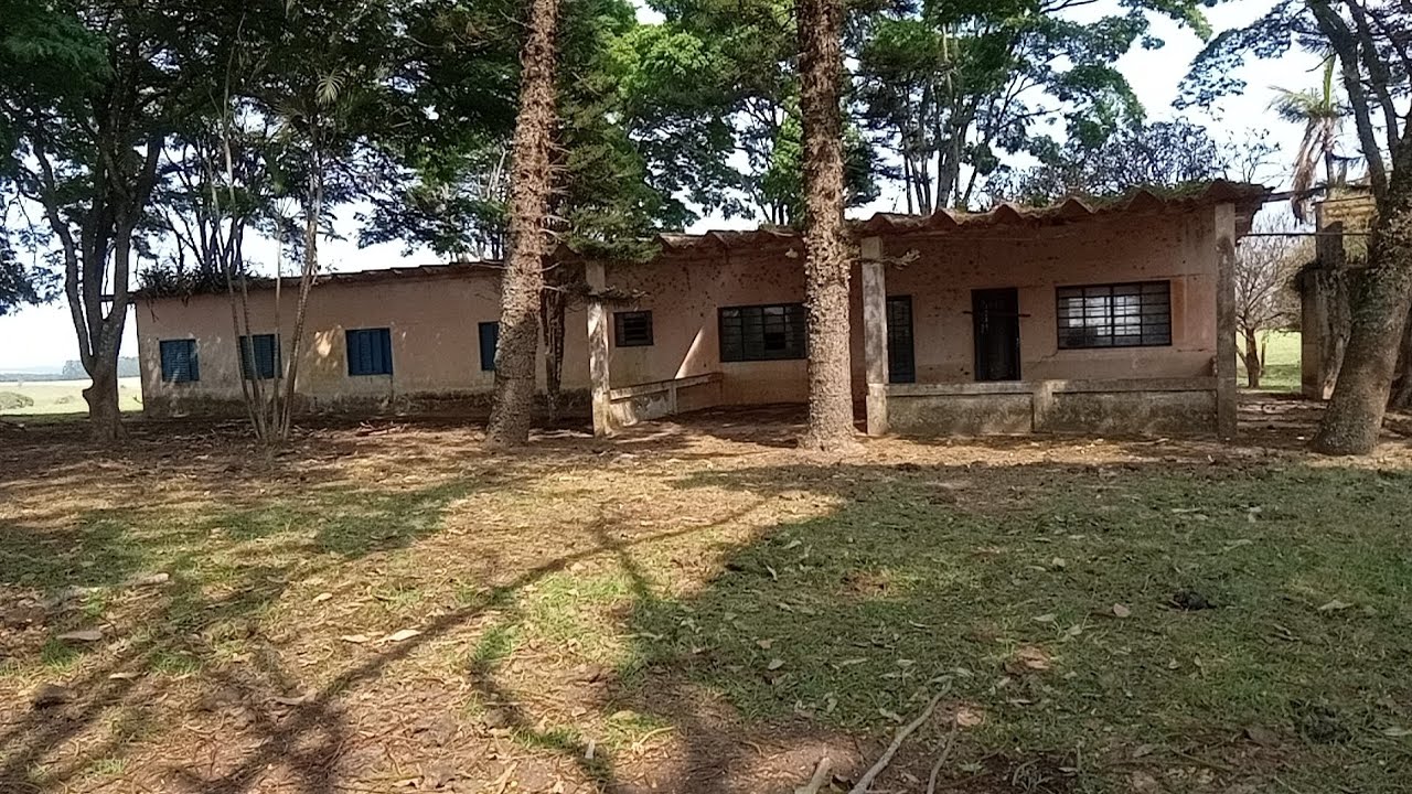 Fazenda gigante abandonada 😱