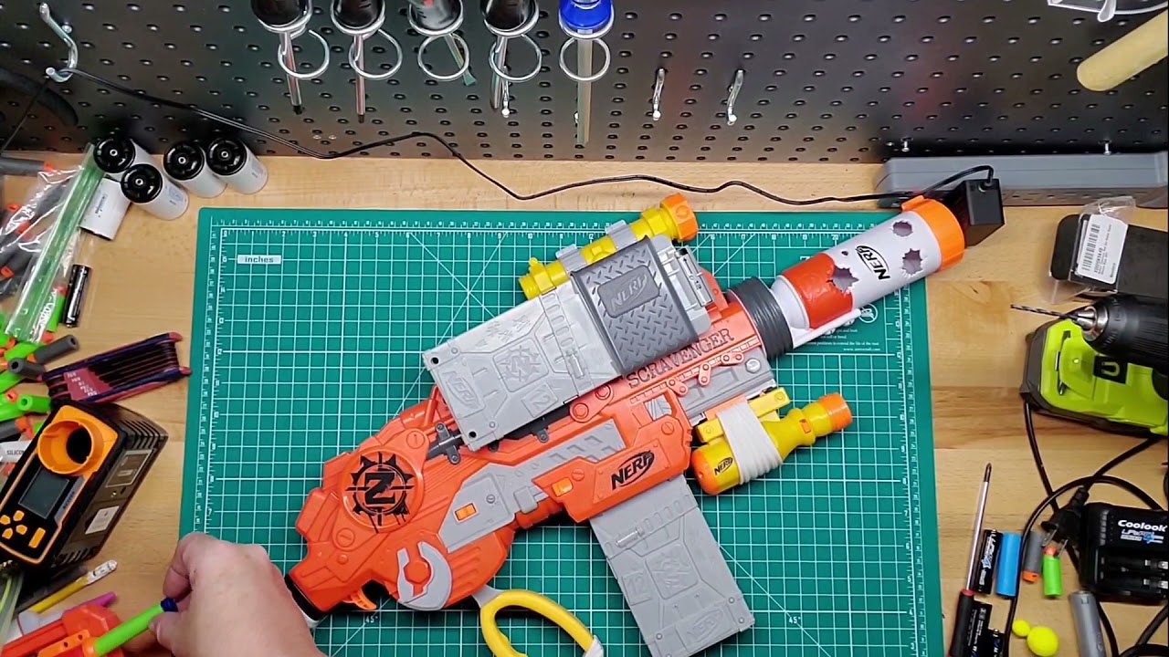 Nerf Zombie Strike Scravenger 