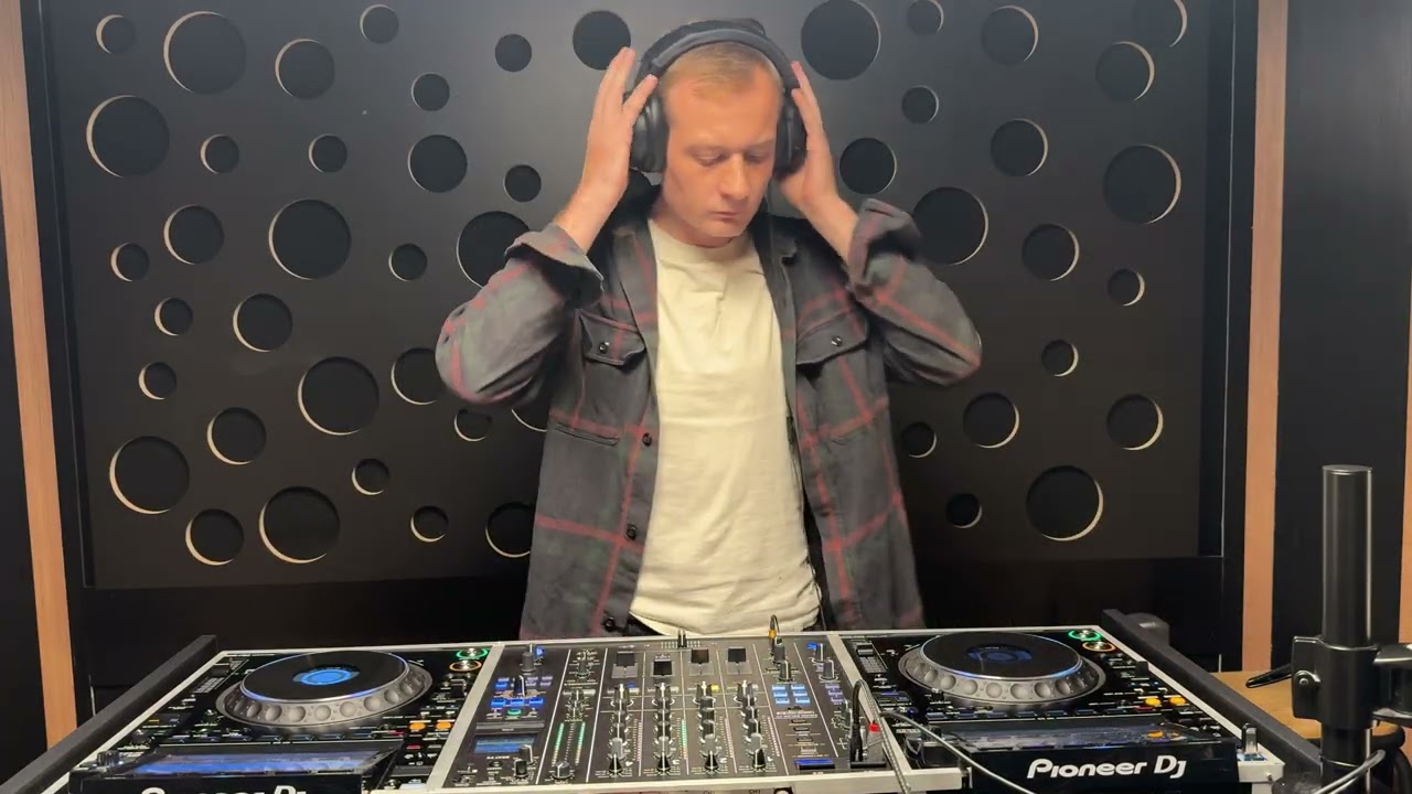 Alexander Kruk-My Musical Journey 4K 60 FPS BEST TRACKS 2025 #MelodicTechno #ProgressiveHouse ENJOY!