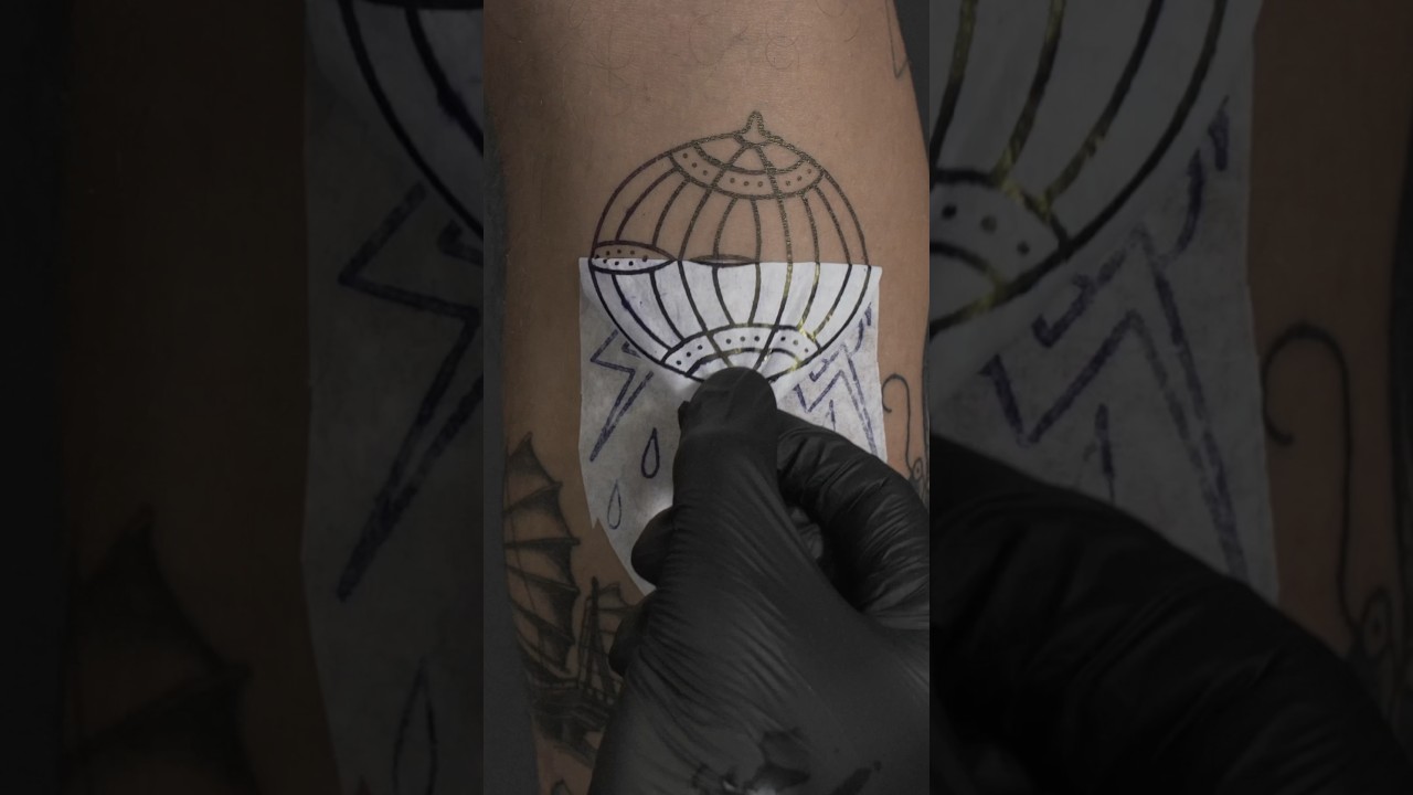 Traditional Umbrella Tattoo #tattoosnob #dankubin #blackandgraytattoo #blackwork