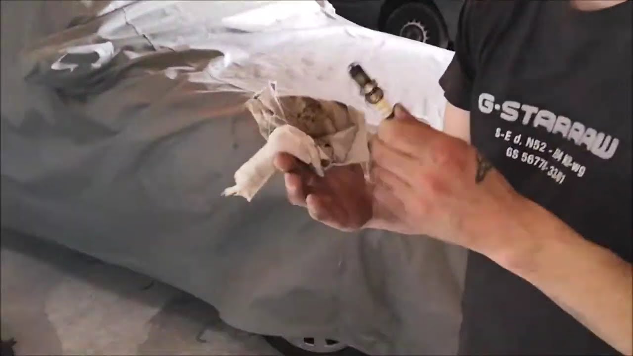Démontage des bougies d'allumage sur Bmw e38/e39 V8 essence