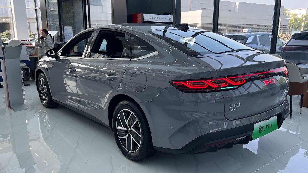 ১৬ লক্ষ টাকার নতুন 2026 BYD QIN L Dm-i এক লিটার তেলে ৩৪km।তেল+এক চার্জে চলবে ২১৫৫km । BYD । 🇧🇩 