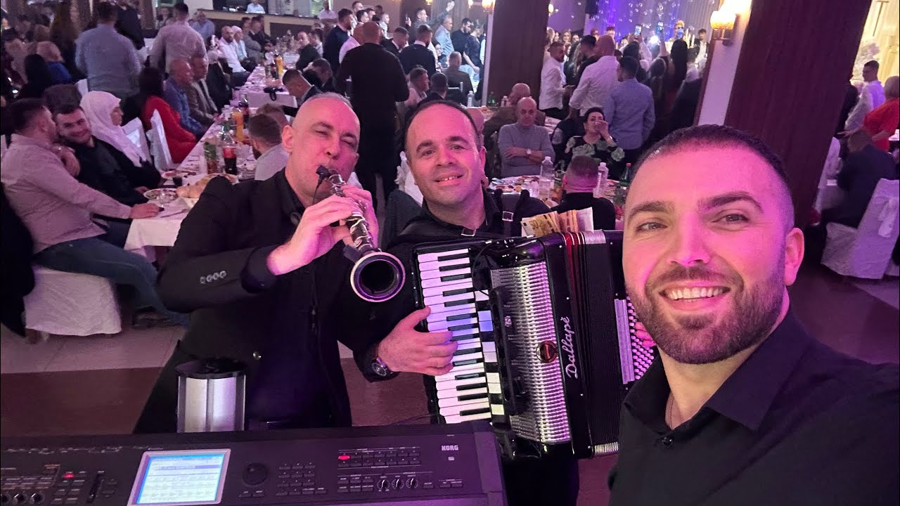 SVADBA Tutin..Mix narodnih kola..UNIVERZAL BEND..Almir & Zuba & Ferid  23 Decembar 2024