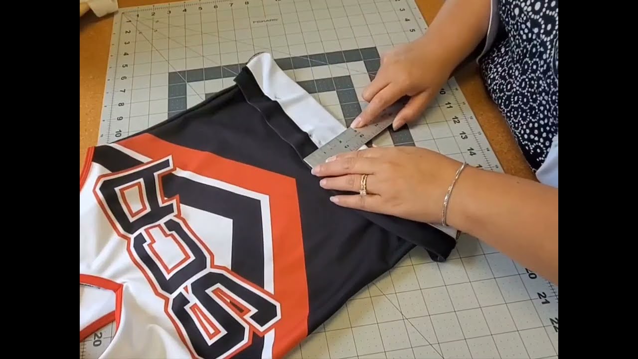 Cheerleader outfit make smaller