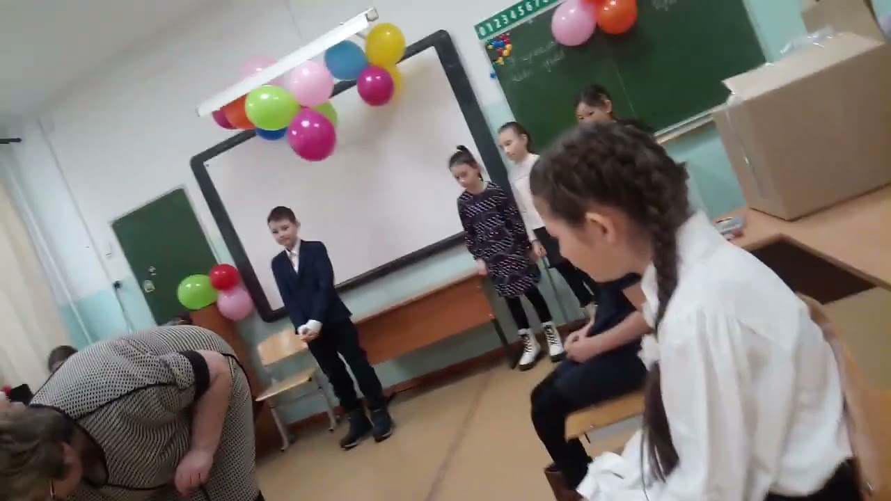 в школе_моя сестра. Чаепитие