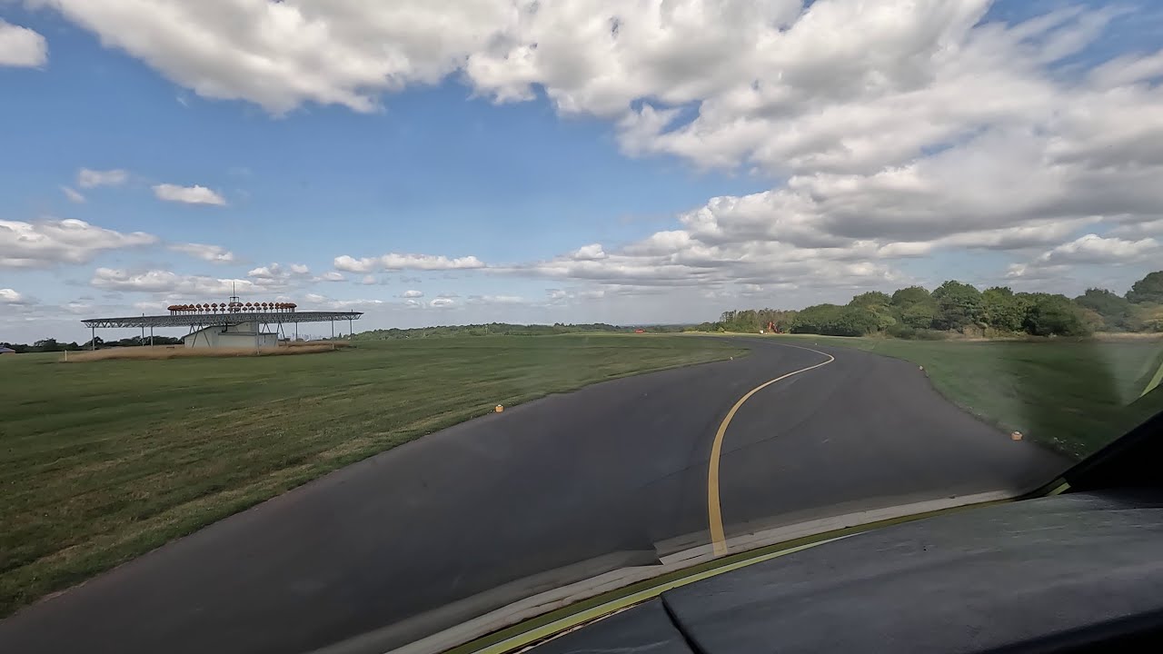 Business Jet | Challenger 605 | Take-Off from Biggin Hill (BQH/EGKB) | August 2025