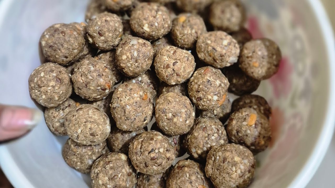 21 Days Challenge / Eat This Everyday & Your Hair Will Never Stop Growing / Diy Biotin Ladoo Recipe👀
