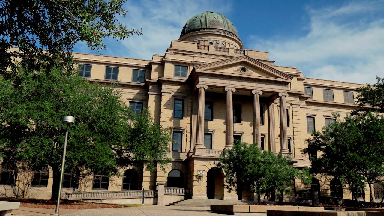 Tour ArtSci | The Academic Building