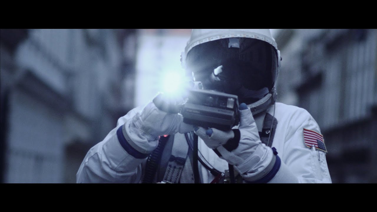 Amun Mcee - Raumtourist [Official Video]