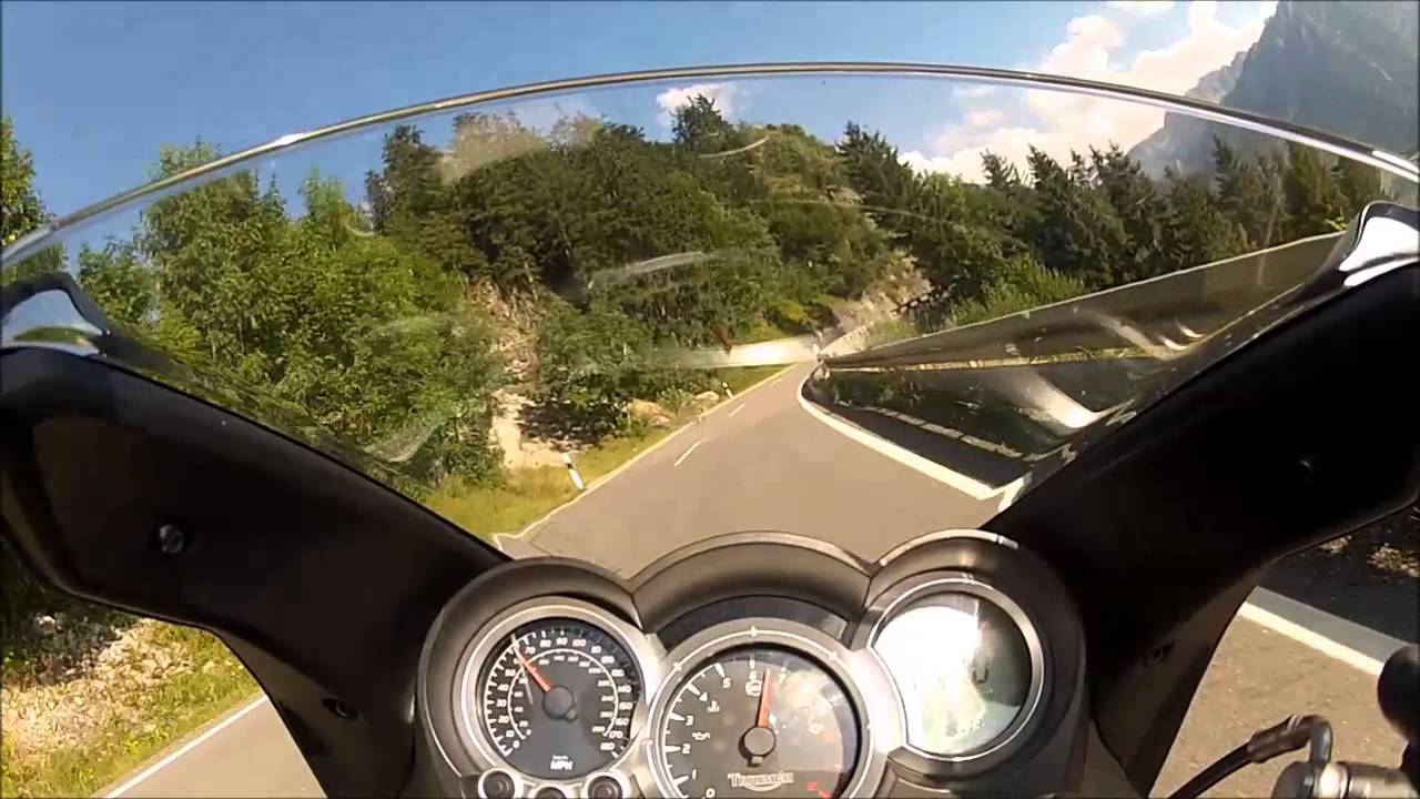 Triumph Sprint ST 1050