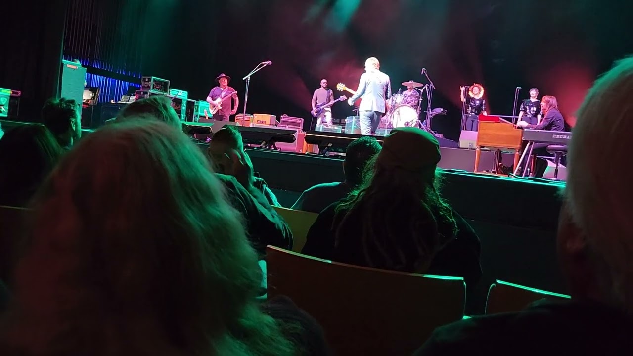 Joe Bonamassa and Fabulous Friends, 