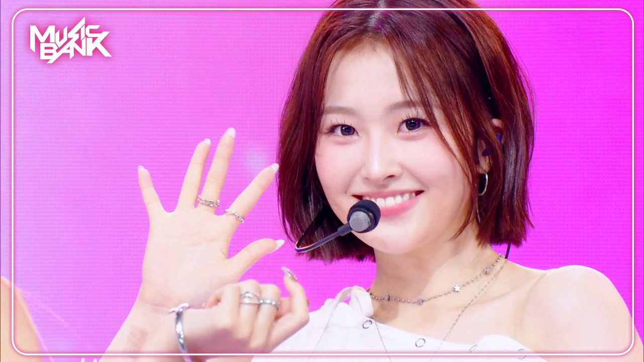 Queenz Eye クイーンズアイ 퀸즈아이 - Feel the Vibe [Music Bank] | KBS WORLD TV 250808