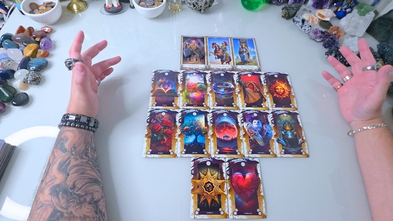 Como Ele(a) Está Em Relação a Mim No Dia De Hoje Tarot? Vai Me Procurar Tarot?