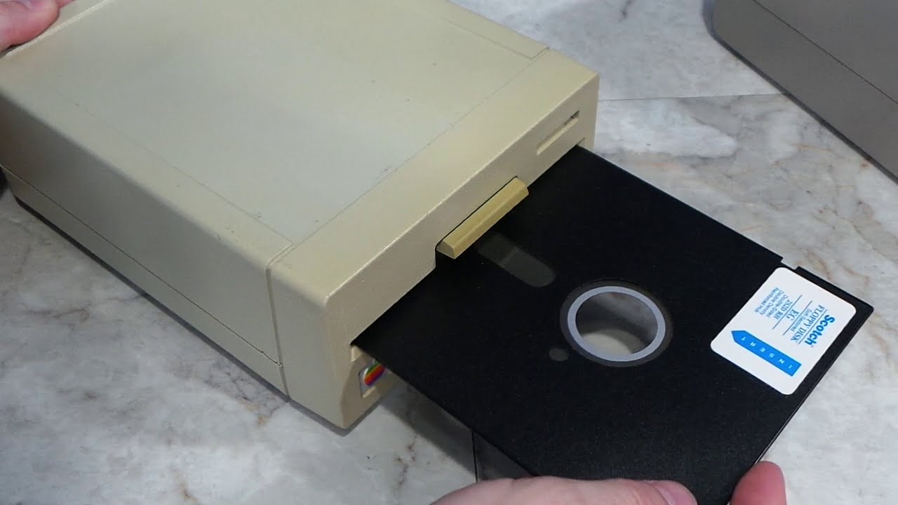 How Old School Floppy Drives Worked
