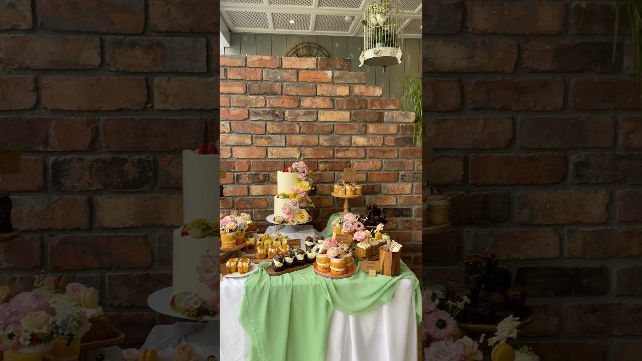 Wedding set up!! #cakedecorating #cake #baking #weddingcake #wedding