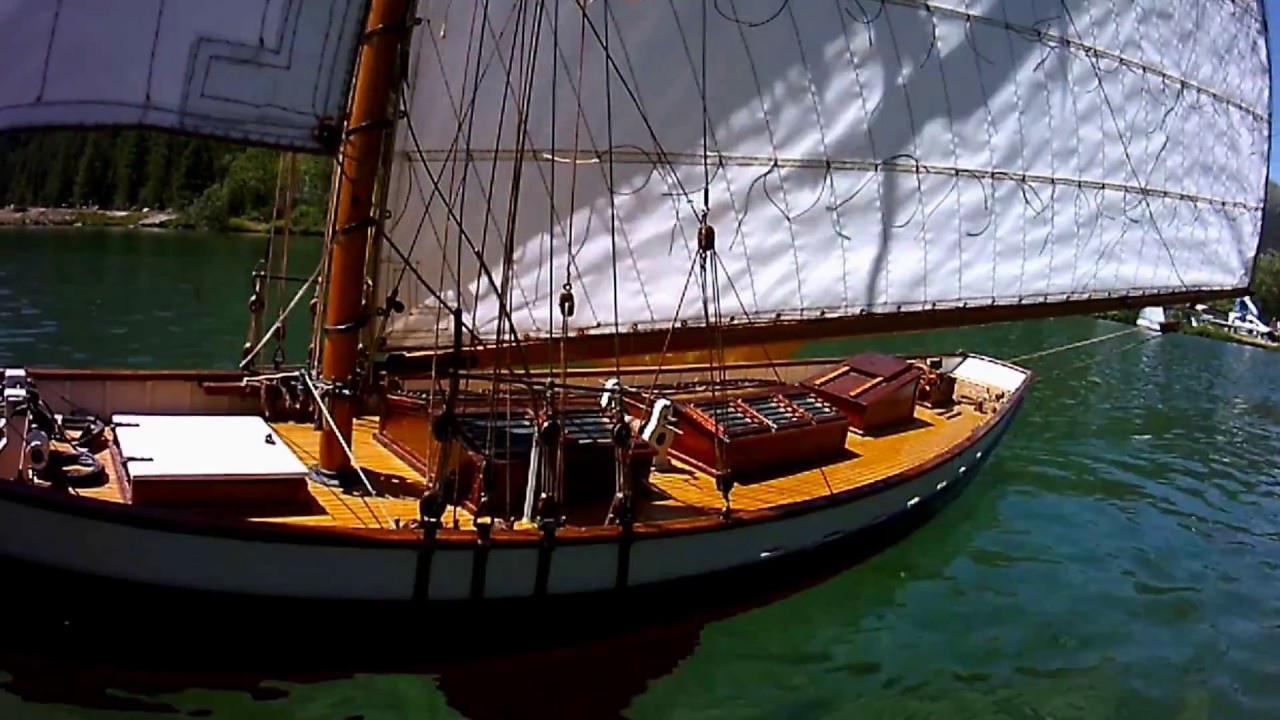 PURITAN Americas - Cupper 1885  (RC-Modellsegelyacht)