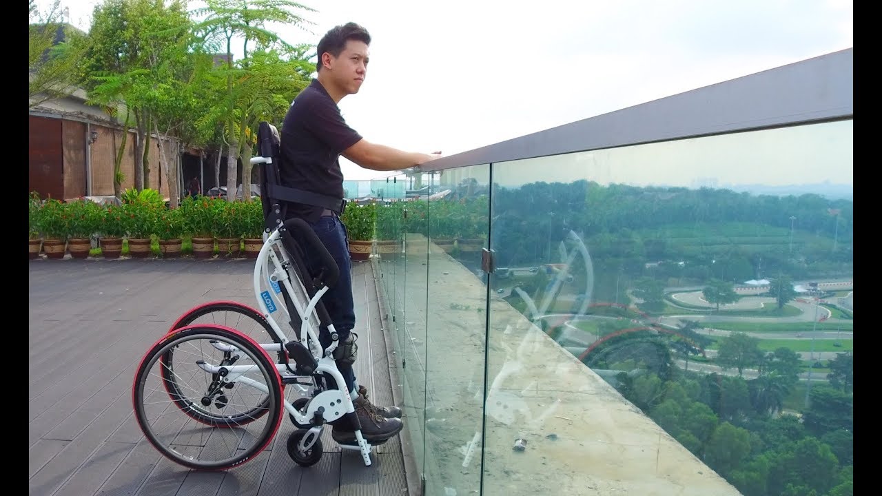 Leo II - Fully Manual Standing Wheelchair