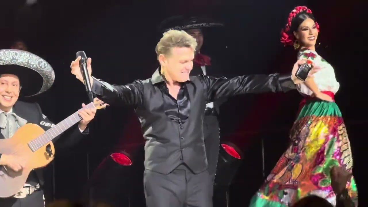 Luis Mi si lleva a México en piel  No como otros que andan por allí ❤️