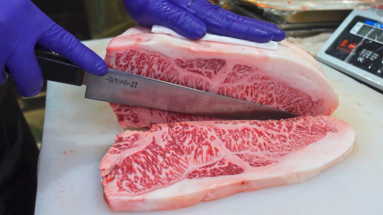 A5 Wagyu Cutting Skills, Ishigaki Fillet Steak Roast / 頂級銷魂! A5和牛切割技巧, 石垣牛菲力牛排- Taiwanese Food