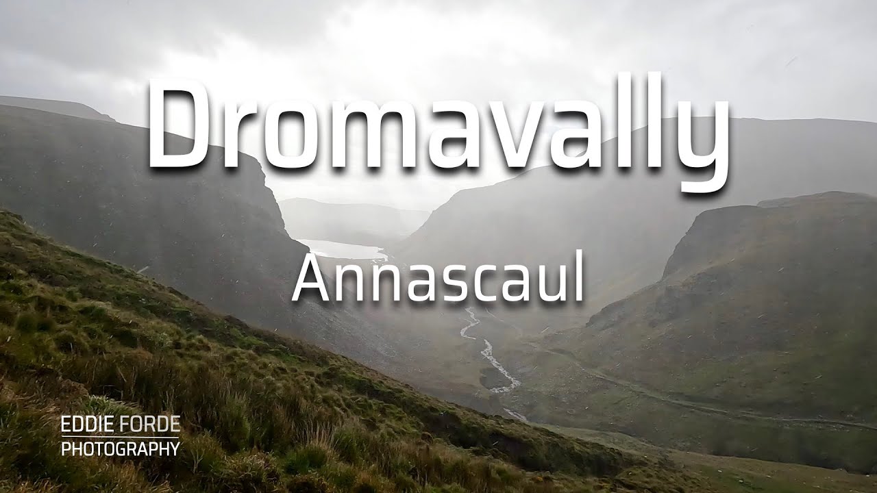 Dromavally - Annascaul - 1st time talking - Hiking the Dingle Peninsula - Ireland