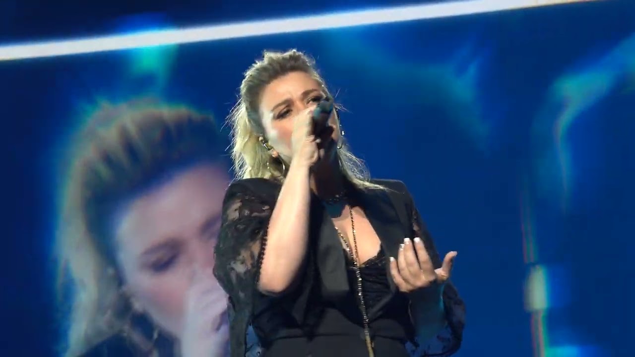 Kelly Clarkson - (2023-08-04) - Gone - Chemistry Residency