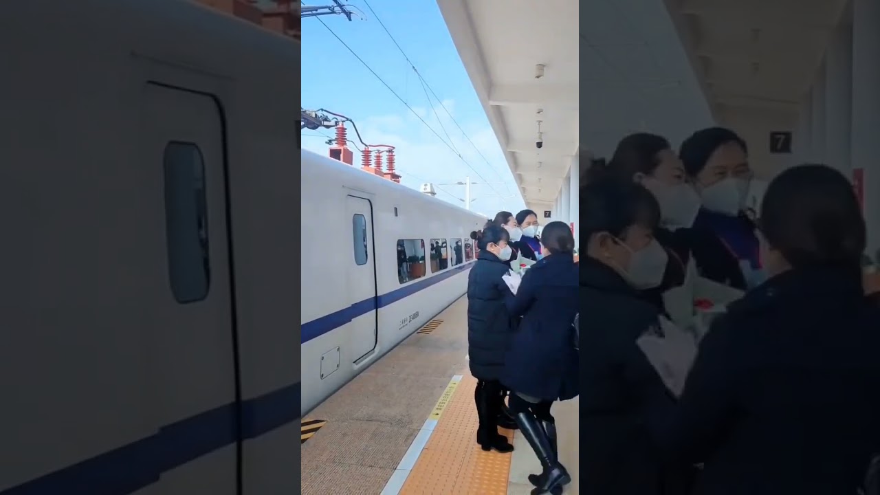 Mile and Mengzi high-speed trains railway corridor between southwest China and ASEAN.speed 250km/h.