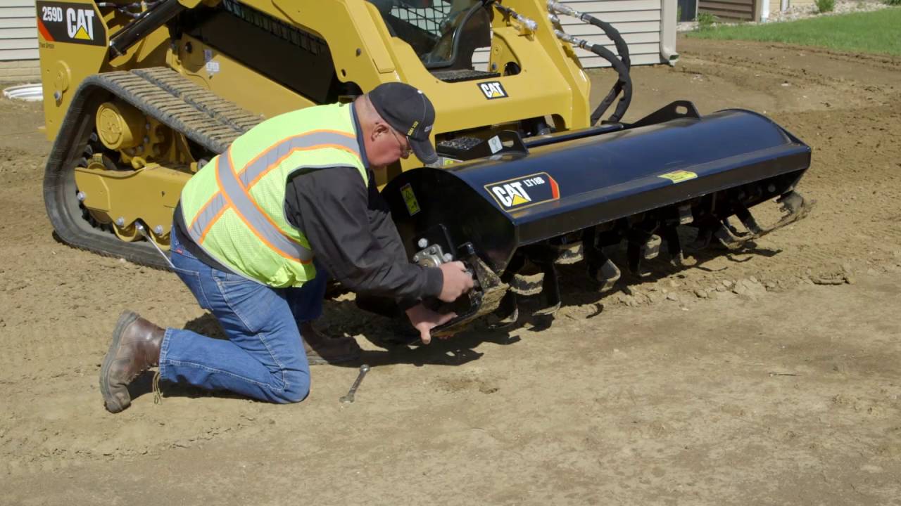 Cat&reg; Landscape Tiller Attachment Operating Tips