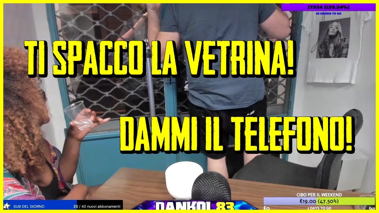 TI SP4CCO LA VETRINA, DAMMI IL TELEFONO!