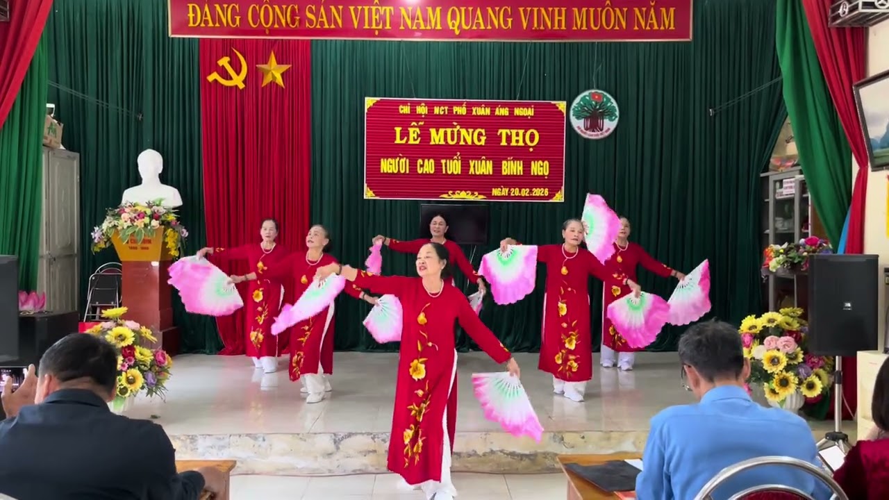 Lễ mừng thọ người cao tuổi Thôn Ngoại phần 3