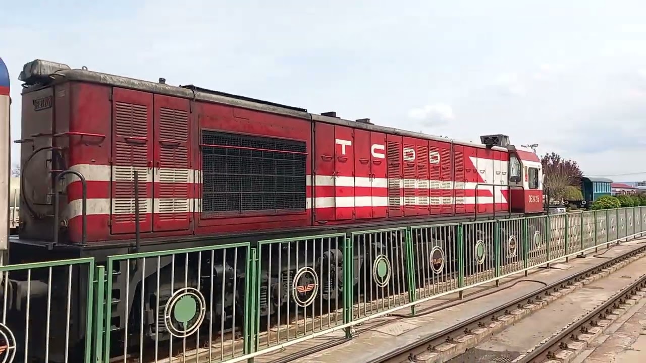 TCDD DE24215 Afyon, 11:10 Eskisehir to Denizli. 09.05.2023