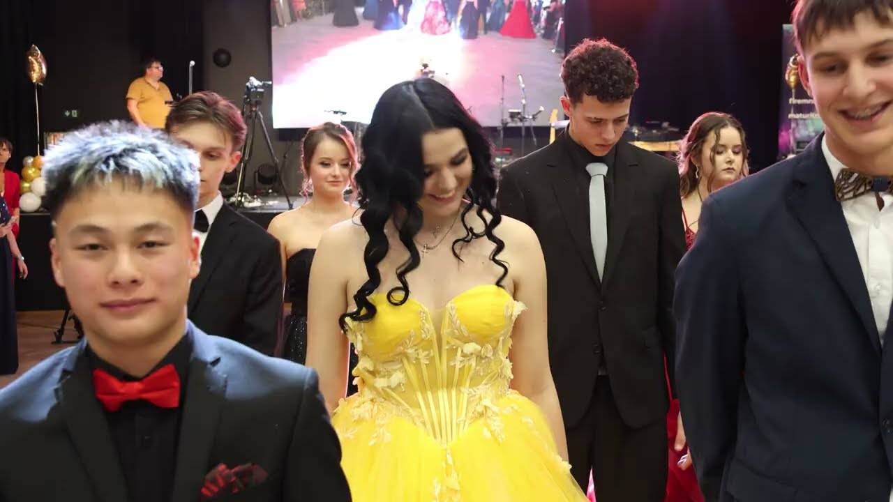 Maturitní ples OA4 SOŠ a SOU Kaplice, maturanti 2026 - videoklip