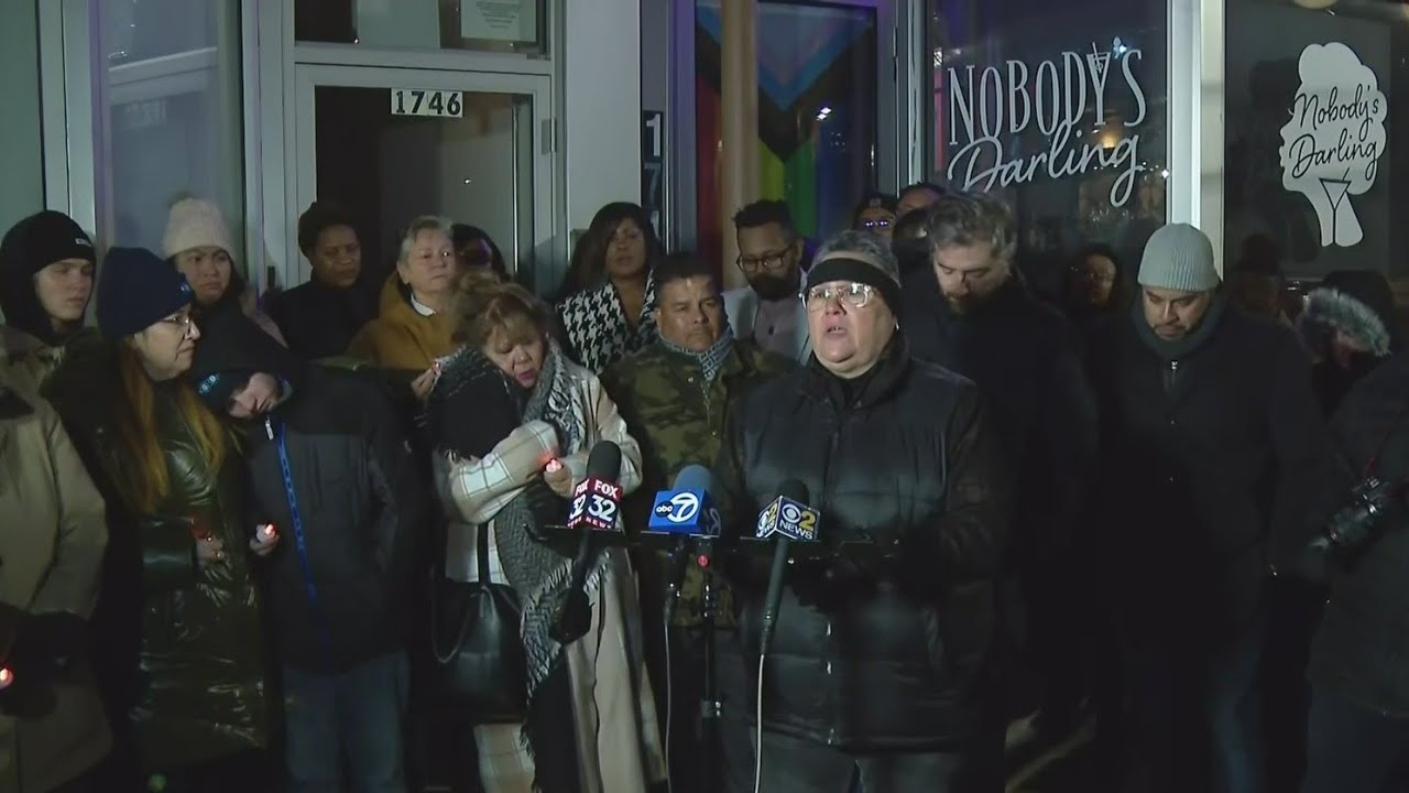 Chicago LGBTQ community reacts to mass shooting at LGBTQ nightclub in Colorado
