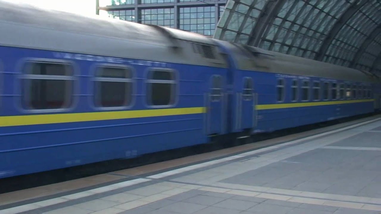 Mehrsystemlok 186 130 mit D 441/443 