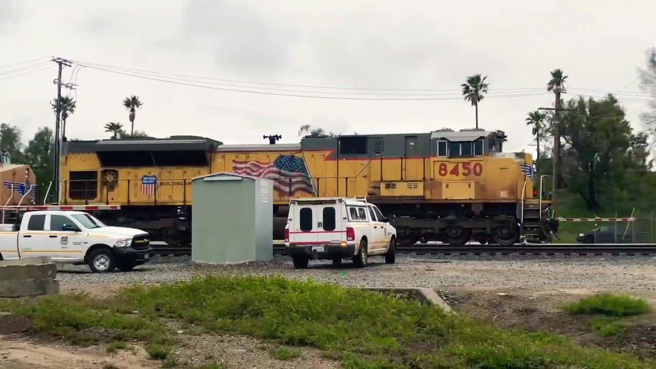 UP SD70ACE leads a stack train