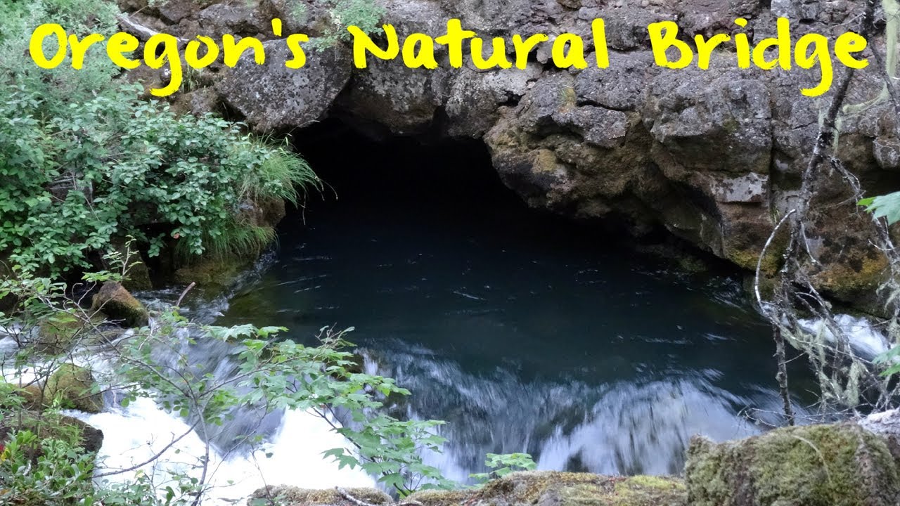 Natural Bridge: Oregon's Rogue River