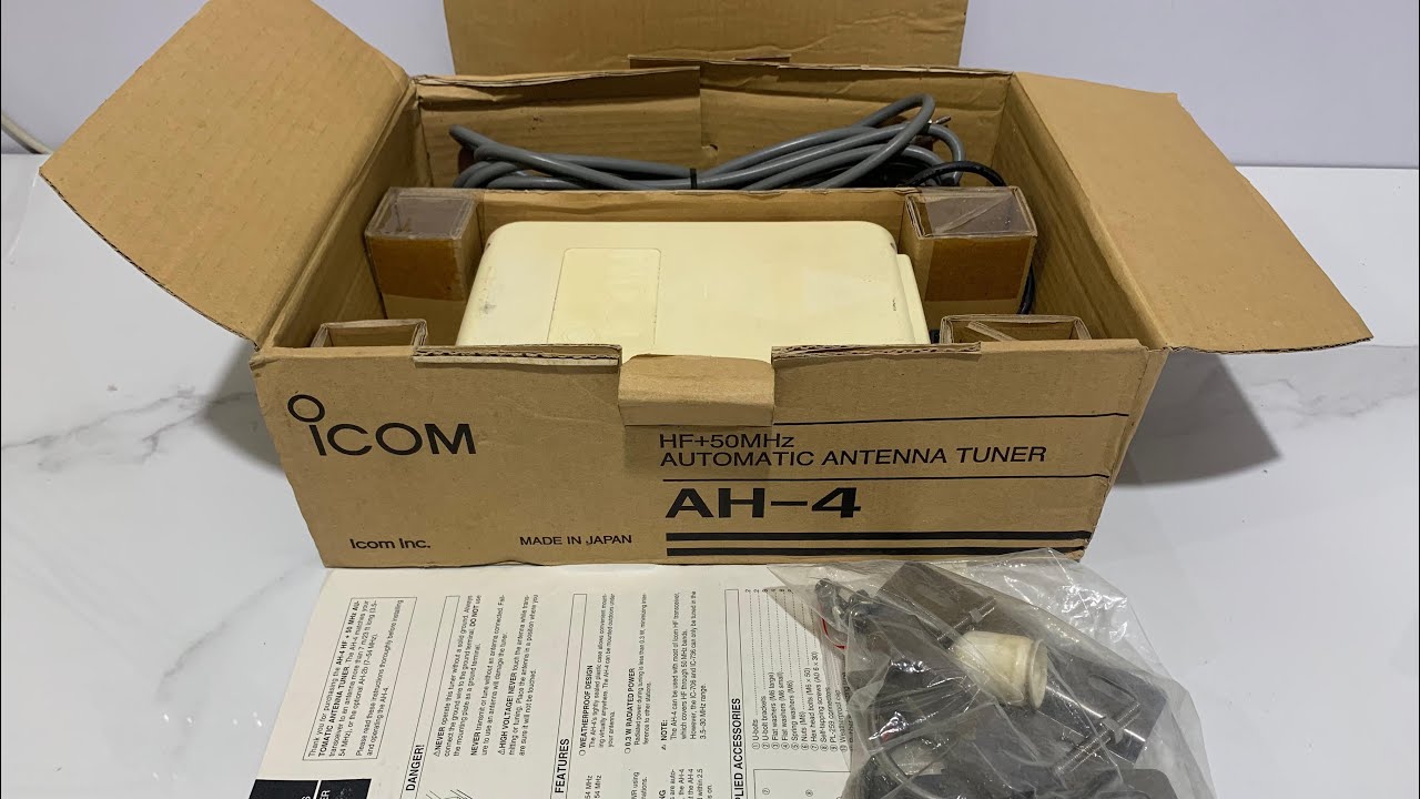 iCom AH-4 Automatic Antenna Tuner