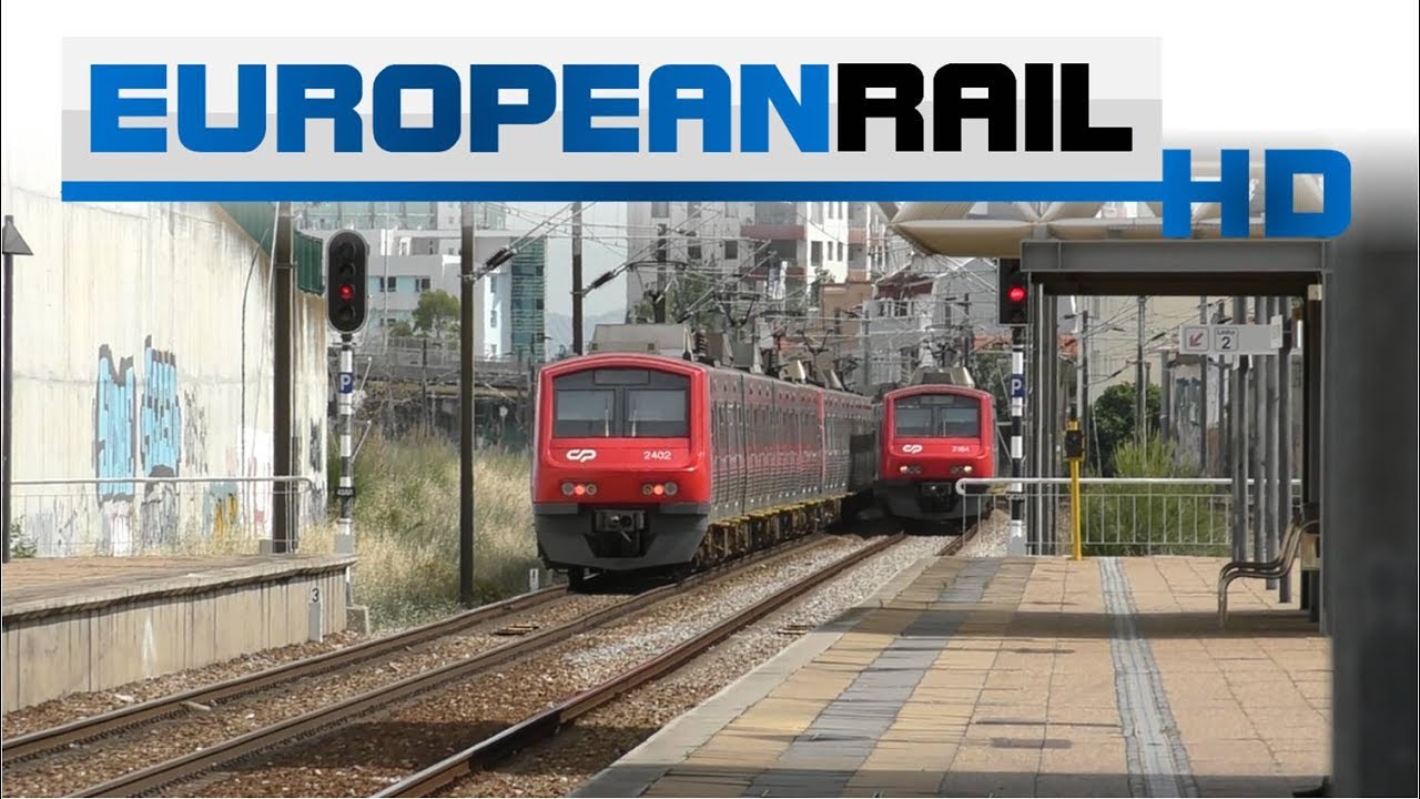 Comboios de Portugal CP Lisboa 2300 / 2400 EMU calls & arrives 2334 arrives at Braço de Prata