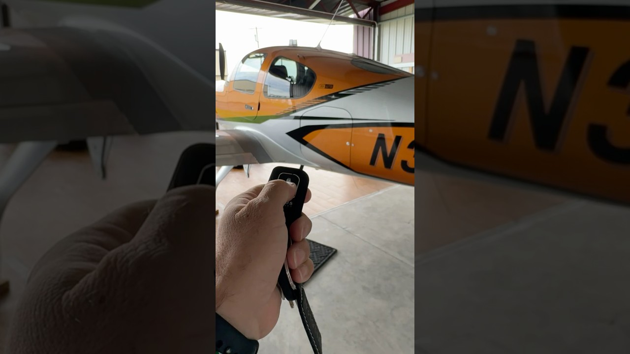 That SR22 G7 is 🔥 #aviation #studentpilotlife #cirrussr22 #avgeek #airplane #cirrussr22