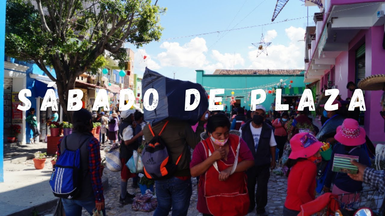Así es un día de plaza en TLAXIACO