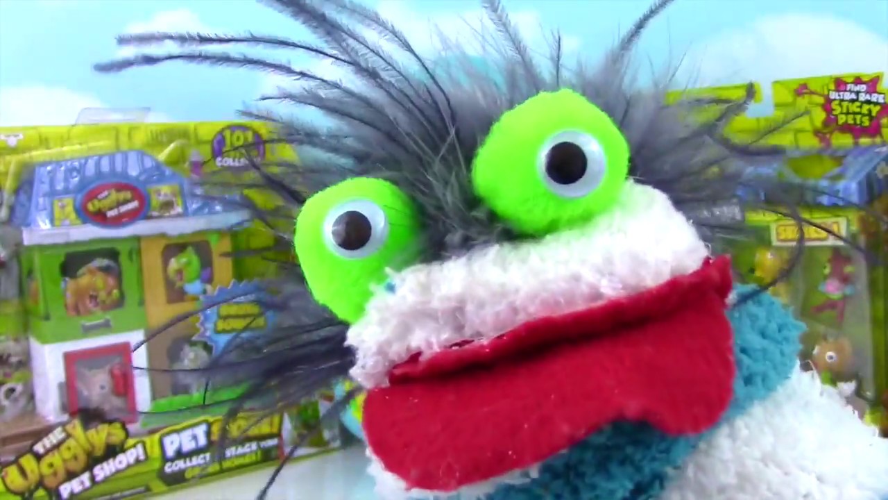 Wacky Uggly's Pet Shop Barfing Beagle Play Doh Egg Wednesday!