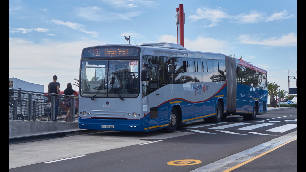 The bus is rolling by: Myciti in Cape Town