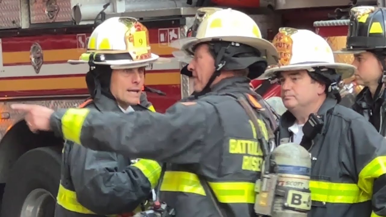 FDNY BOX 0851 ~ FDNY BATTLING A 10-75 FIRE IN COMMERCIAL BUILDING ON WEST 49TH STREET IN MANHATTAN.