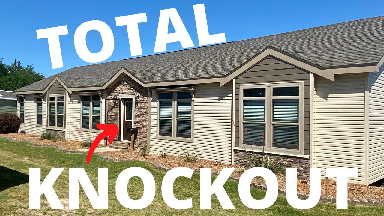 This home's a total knockout!! 2,400 sq ft of custom built modular GREATNESS! Mobile Home Masters