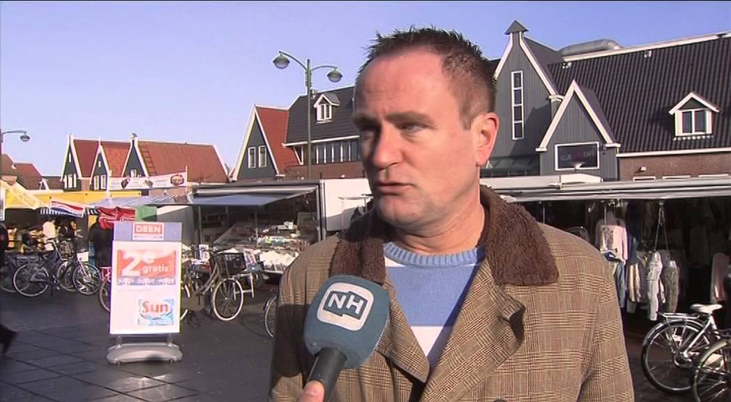 Vrijwillige brandweer protesteert in Volendam opnieuw tegen bezuinigingen