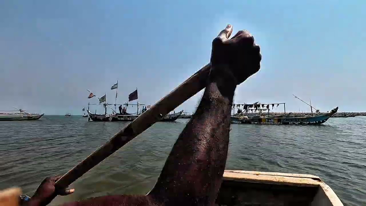 Crossing the Line Between Shore and Sea | Jamestown Ghana 🇬🇭🇬🇭