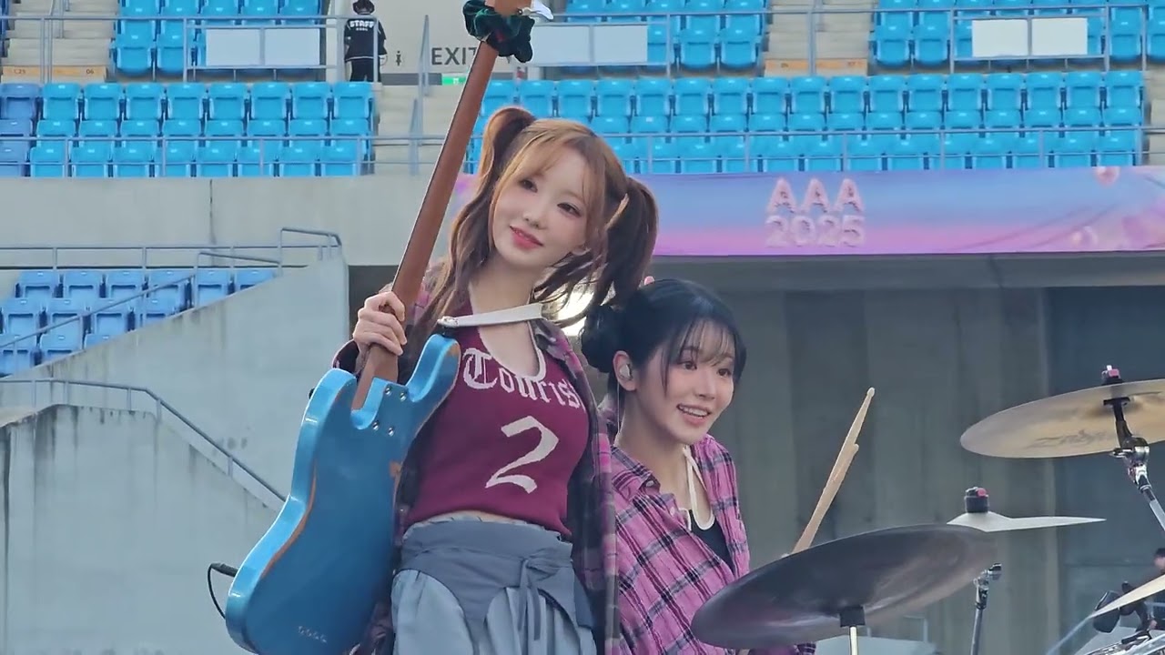 251207 ACON in Kaohsiung - QWER soundcheck