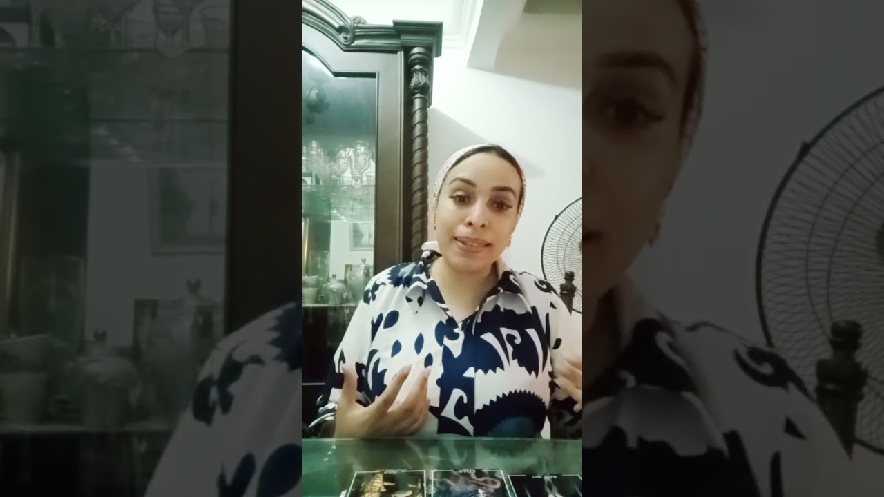 الشخص اللى ف بالك  ❤ بيفكر فيكى ازاى شايفك ازاى ❤