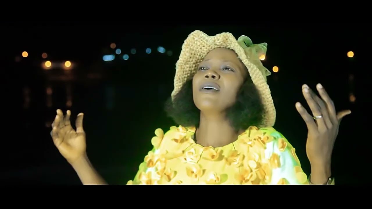 Sr Rosie Bolanda BOZINDO  clip officiel HD